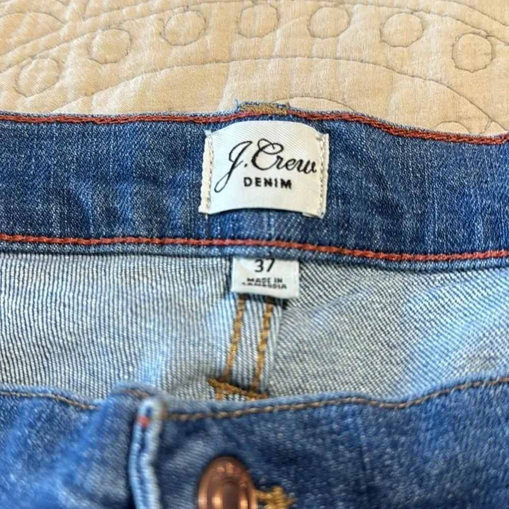 J Crew Denim Woman’s 9” Raw Hem Cropped Straight Jean